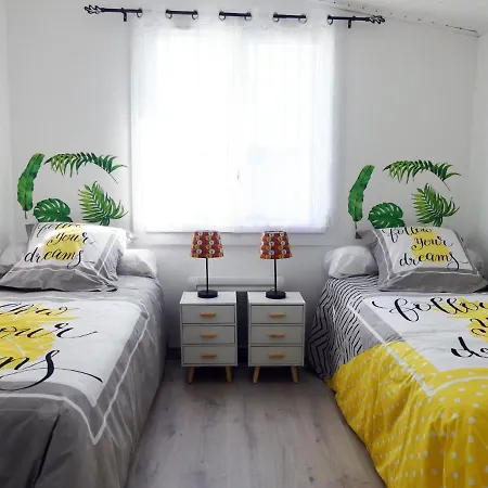 Hébergement de vacances Challans, 3 Pièces, 4 Personnes - Fr-1-426-410 *